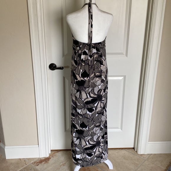 ELLE - Maxi Halter Floral Dress  - Size M - Picture 2 of 6